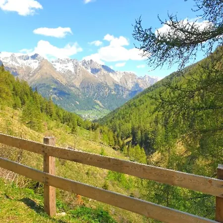 Almhuette Santnerhof - Hochgebirgshuette 1750m - Is A Remote High Mountain Hut *