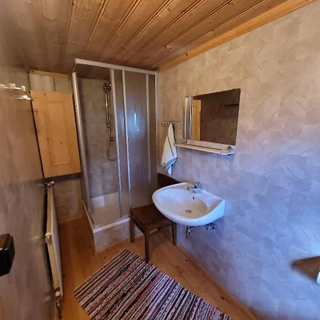 別荘 Almhuette Santnerhof - Hochgebirgshuette 1750m - Is A Remote High Mountain Hut *