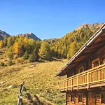 Vakantiehuis Almhuette Santnerhof - Hochgebirgshuette 1750m - Is A Remote High Mountain Hut *